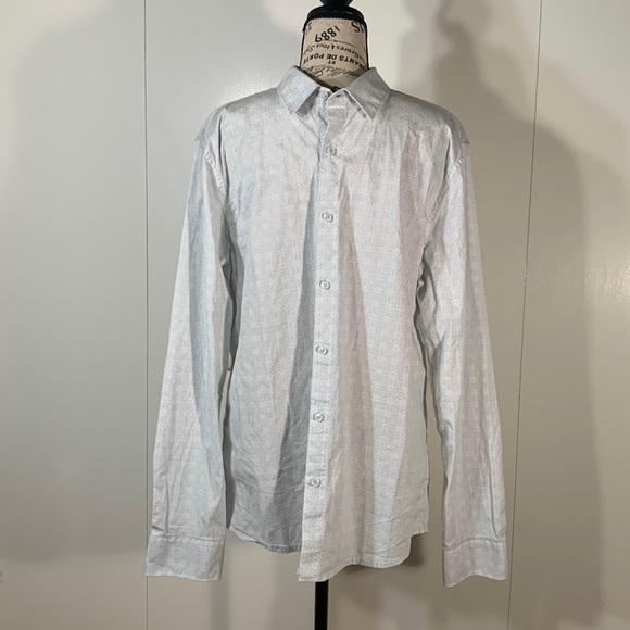 Guess (L) - Picture 4 of 15